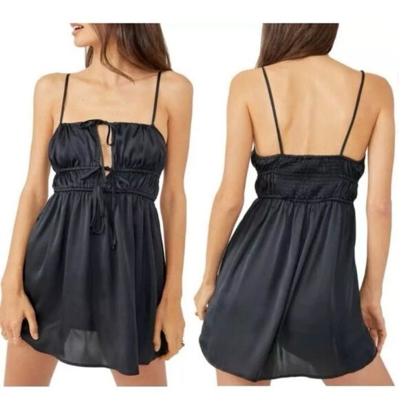 Free People Intimately Meant To Be Smocked Tie Square Neck Mini Slip Dress Sz M - Picture 1 of 11